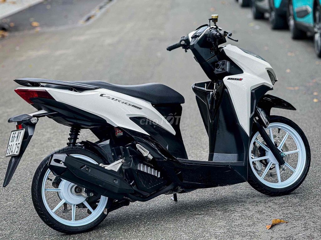vario 150 2020 bstp 9c full kiễng nợ xấu trả 50% ạ. Mua bán Xe máy tại Quận Bình Tân Tp Hồ Chí Minh được đăng bởi Xe Máy Qúy Le hình 1