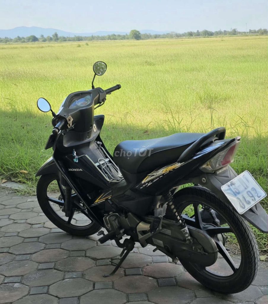 Honda Wave RSX черный, полуавтомат