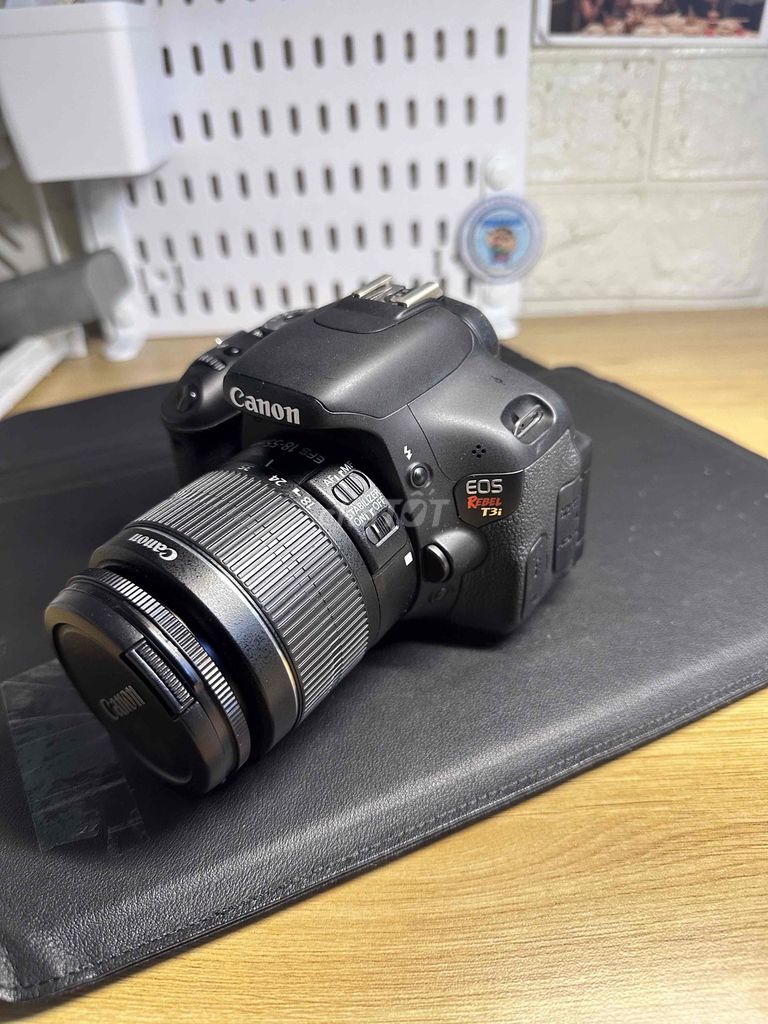 Máy ảnh Canon 600D. Mua bán Máy ảnh, Máy quay tại Quận 1 Tp Hồ Chí Minh được đăng bởi Minh Nhưt hình 1