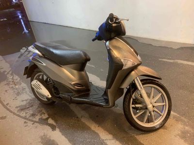 cần bán ly bơ ty việt ie phun xăng điện tử. Mua bán Xe máy tại Quận Đống Đa Hà Nội được đăng bởi Nguyễn Anh Khoa