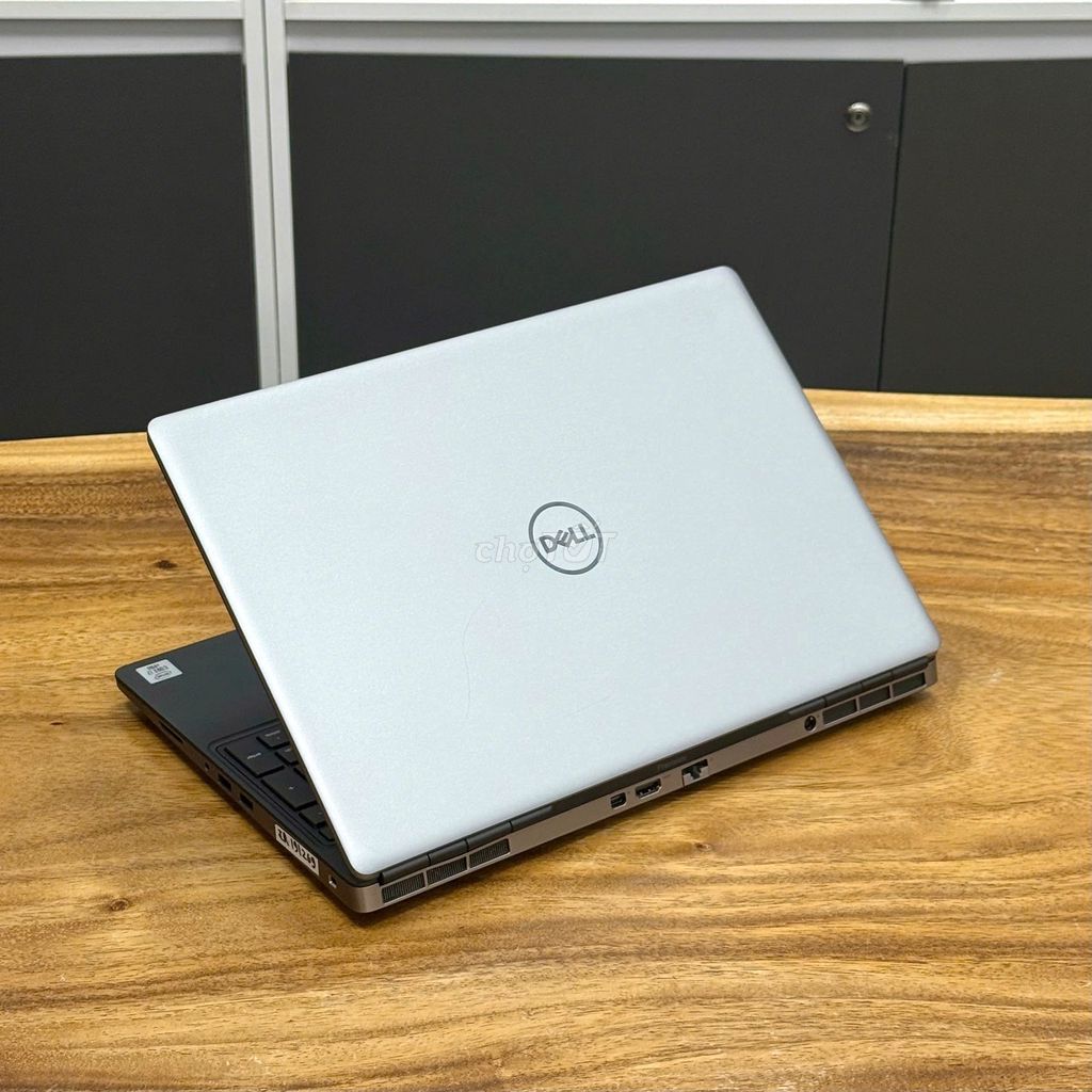 Dell Precision 7550 i7 15.6 inch 16GB/512GB. Mua bán Laptop tại Thành phố Thủ Dầu Một Bình Dương được đăng bởi Hùng hình 1