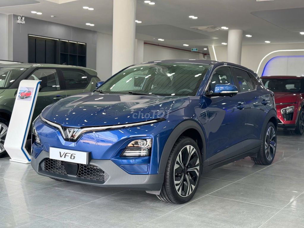 VinFast VF6s Xanh Dương Đậm TT 90 Củ Nhận Xe Ngay. Mua bán Ô tô tại Huyện Bình Chánh Tp Hồ Chí Minh được đăng bởi VinFast Tâm Phong Bình Chánh hình 1