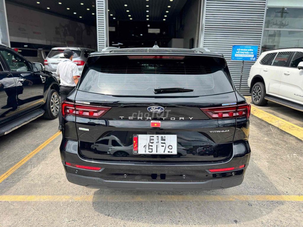 Ford Territory Titanium X 2025 черный 10 000 км