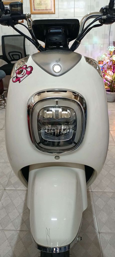 Xe máy Điện Sunra 5bình ắcqui đẹp. Mua bán Xe điện tại Quận 5 Tp Hồ Chí Minh được đăng bởi THẮNG Q5 hình 3
