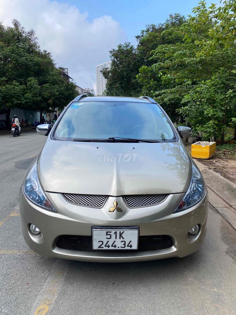 Mitsubishi Grandis 2009 2.4 Mivec - 120000 km. Mua bán Ô tô tại Quận 8 Tp Hồ Chí Minh được đăng bởi Son hình 1