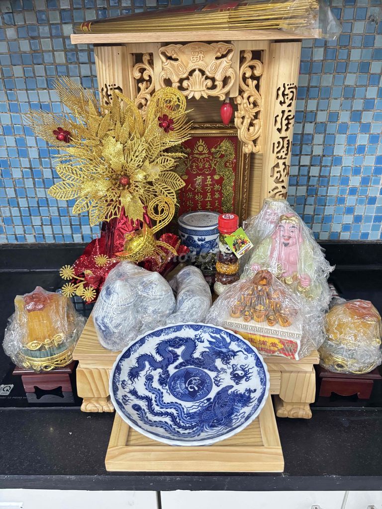 Bàn thờ Thần Tài Gỗ Mới. Mua bán Nội thất, đồ gia dụng khác tại Quận Đống Đa Hà Nội được đăng bởi Hoa Hoàng hình 1