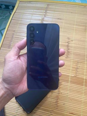 Cần bán điện thoại Samsung A15. Mua bán Điện thoại tại Quận Liên Chiểu Đà Nẵng được đăng bởi Đoàn Thanh Đông