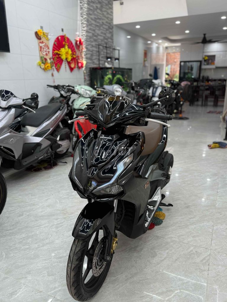Honda Air Blade 150 ABS Đen bóng Tự động