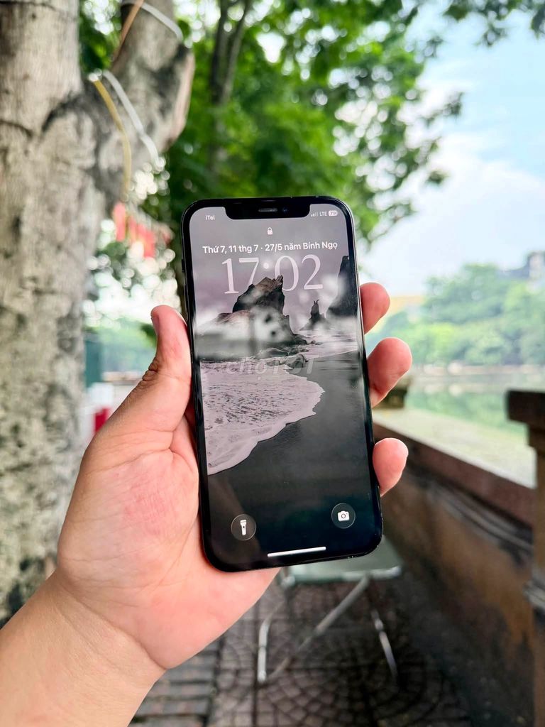 Apple iPhone 12 Pro 256GB Mỹ Mới 100%. Mua bán Điện thoại tại Quận Ba Đình Hà Nội được đăng bởi Hội Đồ Điện Tử hình 1