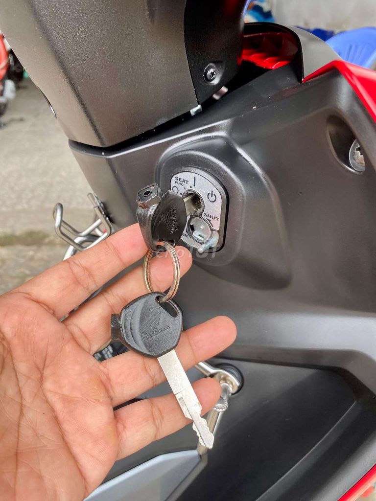 Honda Wave RSX Fi 2024 Siêu lướt 6.000Km. Mua bán Xe máy tại Quận Ninh Kiều Cần Thơ được đăng bởi Xe Máy TÂN LIÊN HƯNG 1 91B hình 6