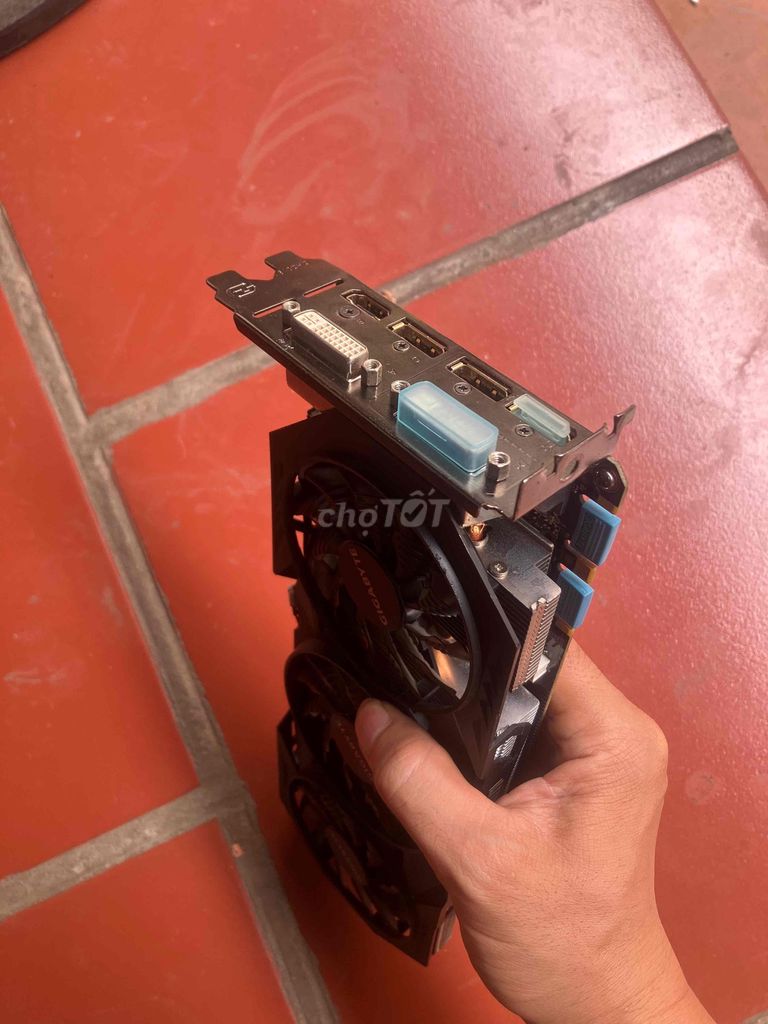 Card đồ họa Gigabyte GTX 970 4GB 3 quạt. Mua bán Linh kiện (RAM, Card...) tại Quận Nam Từ Liêm Hà Nội được đăng bởi Đỗ Quang Đại hình 1