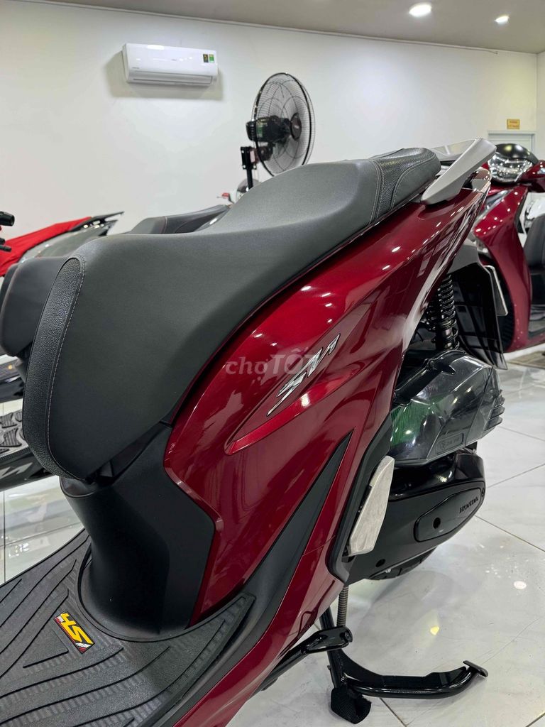 sh125abs đỏ đen Sporty bstp zin keng .. Mua bán Xe máy tại Quận Phú Nhuận Tp Hồ Chí Minh được đăng bởi XeMáy MinhThứ59  hình 8