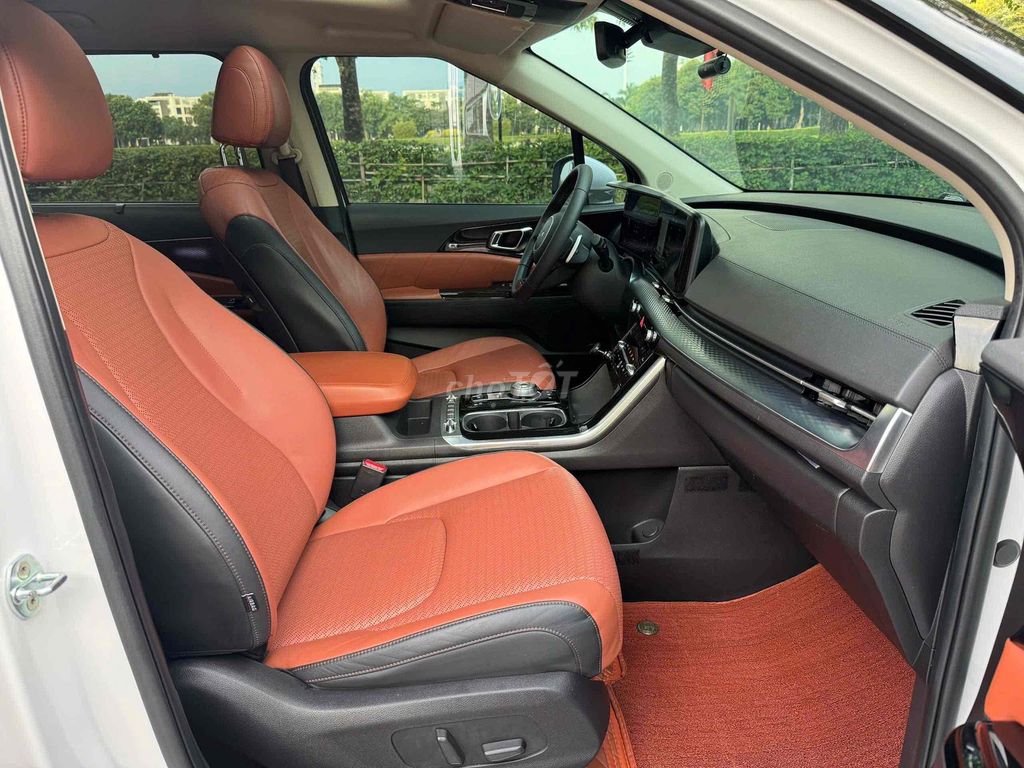 Kia Carnival Signature 2.2D 2022 màu trắng. Mua bán Ô tô tại Quận Cầu Giấy Hà Nội được đăng bởi Auto 6666 hình 15