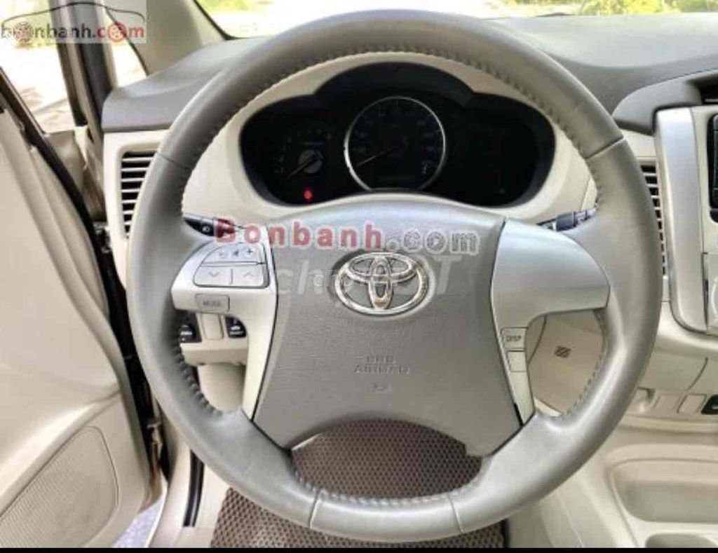 Toyota Innova 2012 2.0G - 112000 km số tự động. Mua bán Ô tô tại Thành phố Thủ Đức Tp Hồ Chí Minh được đăng bởi Trieu hình 20