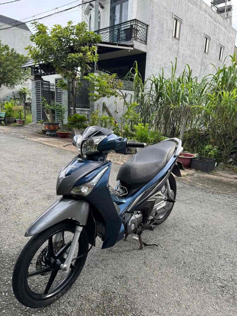 futrue 2016 bst giao cvet viết mua bán cửa hàng. Mua bán Xe máy tại Huyện Củ Chi Tp Hồ Chí Minh được đăng bởi HuỳnhLâm Bổn hình 4