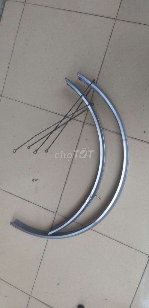 Chắn bùn xe đạp Favorit 650 Bạc. Mua bán Phụ tùng xe tại Quận Lê Chân Hải Phòng được đăng bởi Lê Bình hình 2
