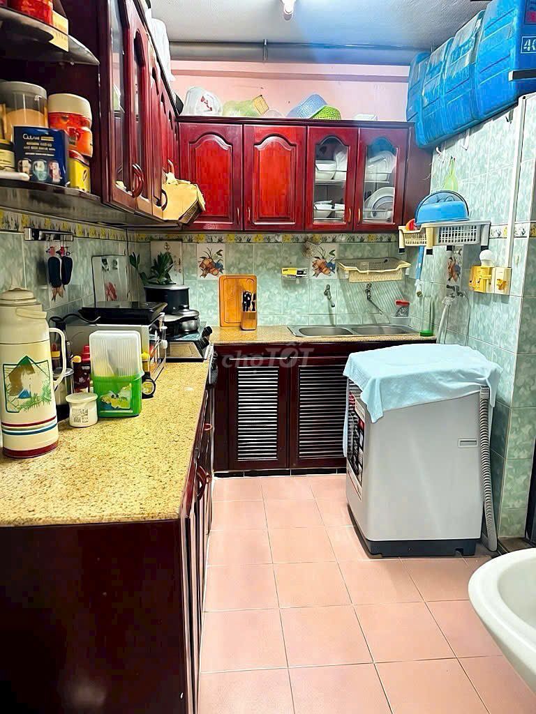 Продажа дома в переулке Ле Ван Си на острове Фунуан, 3-этажный дом площадью 37,4 м2 стоит всего 5,6 миллиарда долларов.