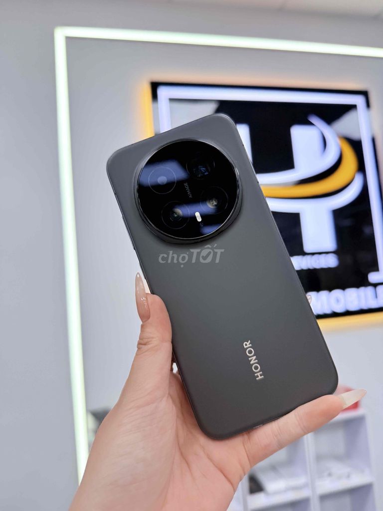 HONOR MAGIC 8 PRO-QUỐC TẾ-12/512G-MÀU BLACK. Mua bán Điện thoại tại Thành phố Biên Hòa Đồng Nai được đăng bởi Mobile Di Động Biên Hoà hình 1