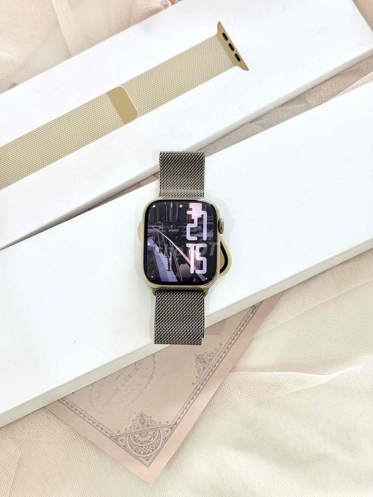 Apple Watch S8 45mm Vàng Thép. Mua bán Thiết bị đeo thông minh tại Quận Ninh Kiều Cần Thơ được đăng bởi Diệp Hằng Tiên hình 1