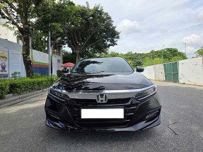 Honda Accord 2019 1.5 Turbo - 90000 km. Mua bán Ô tô tại Quận Long Biên Hà Nội được đăng bởi Bùi Đình Thông