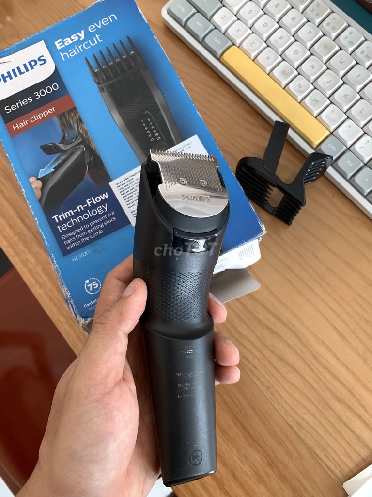 Tông đơ Philips Series 3000 còn mới tinh. Mua bán Nội thất, đồ gia dụng khác tại Thành phố Biên Hòa Đồng Nai được đăng bởi Dat Nguyen hình 2