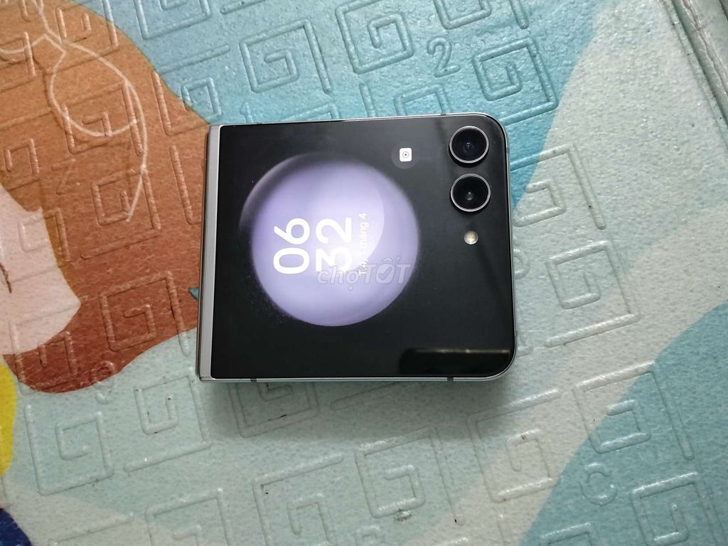 Samsung Z Flip 5 256GB xanh. Mua bán Điện thoại tại Quận Hoàn Kiếm Hà Nội được đăng bởi Timecity hình 1