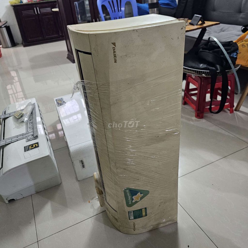 Bán lại Máy lạnh Daikin 2 HP Inverter Hàng Thái. Mua bán Máy lạnh, điều hoà tại Quận 8 Tp Hồ Chí Minh được đăng bởi Nghĩa Hợp hình 1