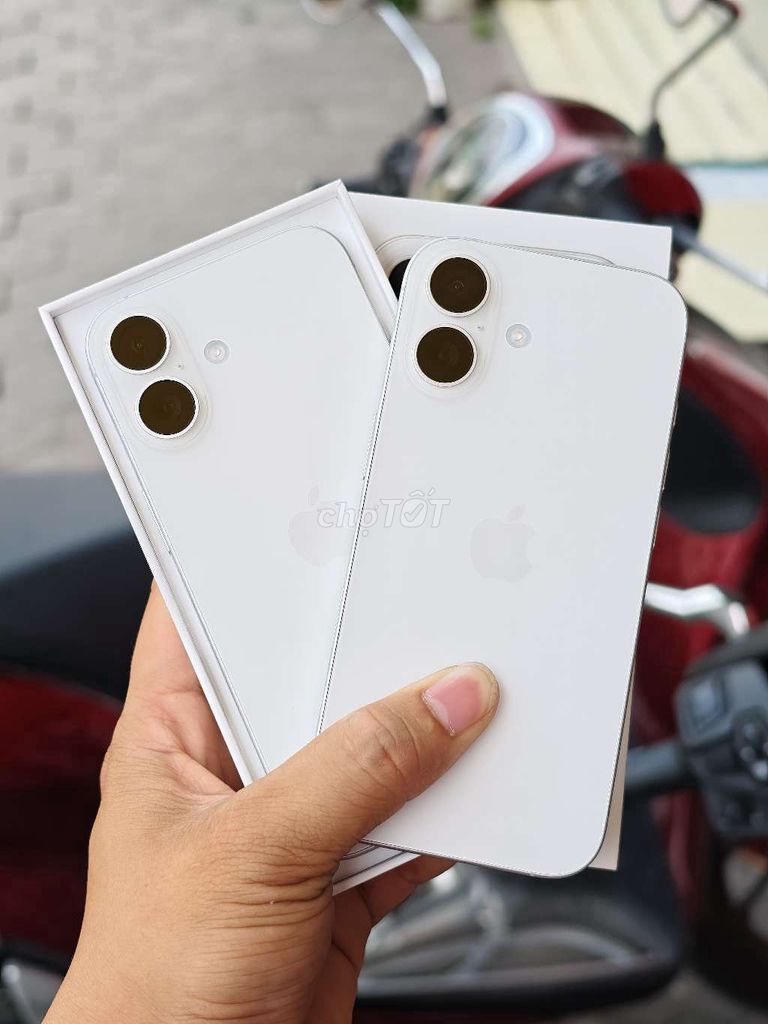 SẴN 1 CẶP 17 256GB TRẮNG ĐẸP NGUYÊN BẢN 99% P100👇. Mua bán Điện thoại tại Quận Hải An Hải Phòng được đăng bởi 98 Ngô Gia Tự Hoàng Dũng Mobile Ngã 3 Văn Cao hình 1