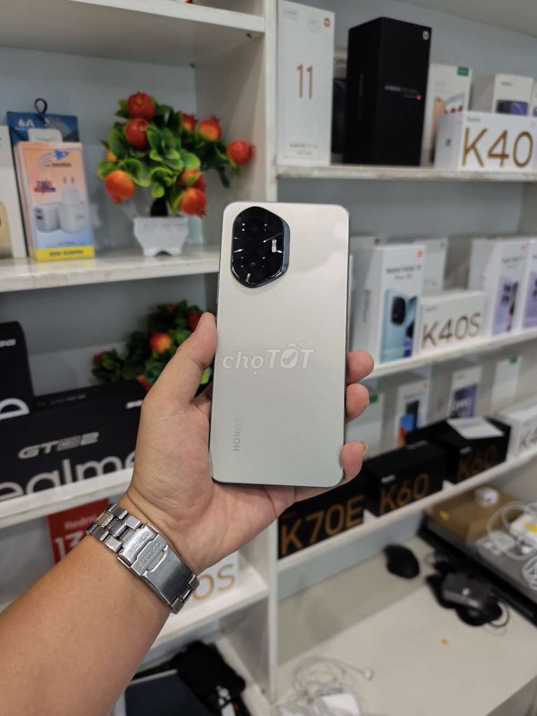 Honor 300 256GB Xám. Mua bán Điện thoại tại Thành phố Sóc Trăng Sóc Trăng được đăng bởi Long hình 1