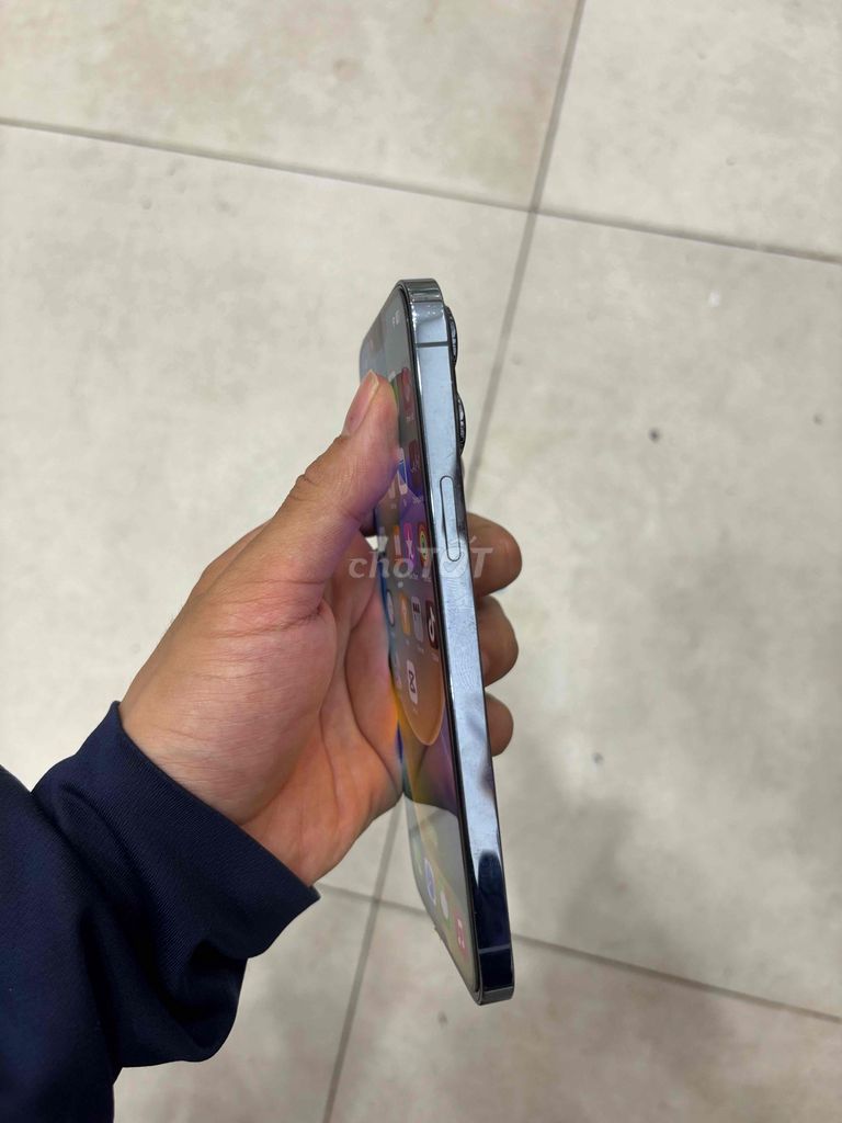 Apple iPhone 13 Pro Max 256GB Xám. Mua bán Điện thoại tại Quận Hà Đông Hà Nội được đăng bởi Đạt Phí hình 1