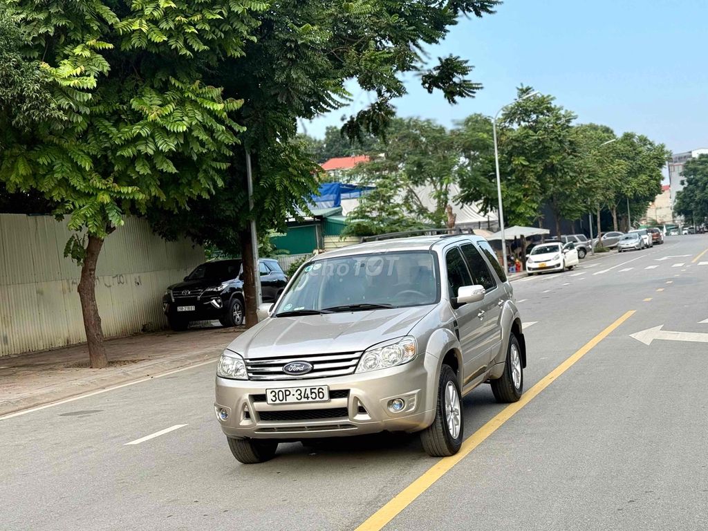 Ford Escape 2009 XLS 2.3 AT 4X2 - 105000 km. Mua bán Ô tô tại Quận Long Biên Hà Nội được đăng bởi Thế Anh hình 2