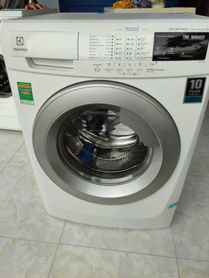 Máy giặt ELECTROLUX 8KG INVETER CÒN MỚI TRÊN 97%