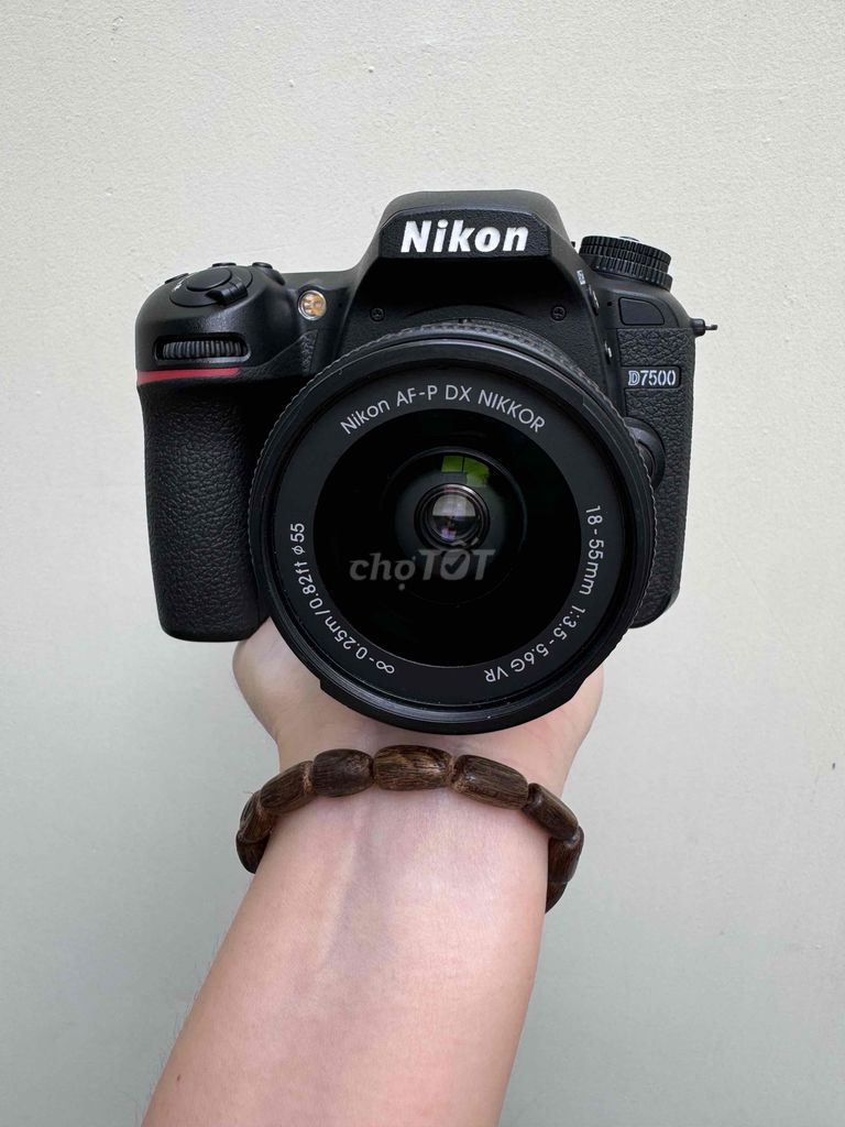 Nikon D7500 kit AF-P 18-55mm VR chính hãng 99% BOX