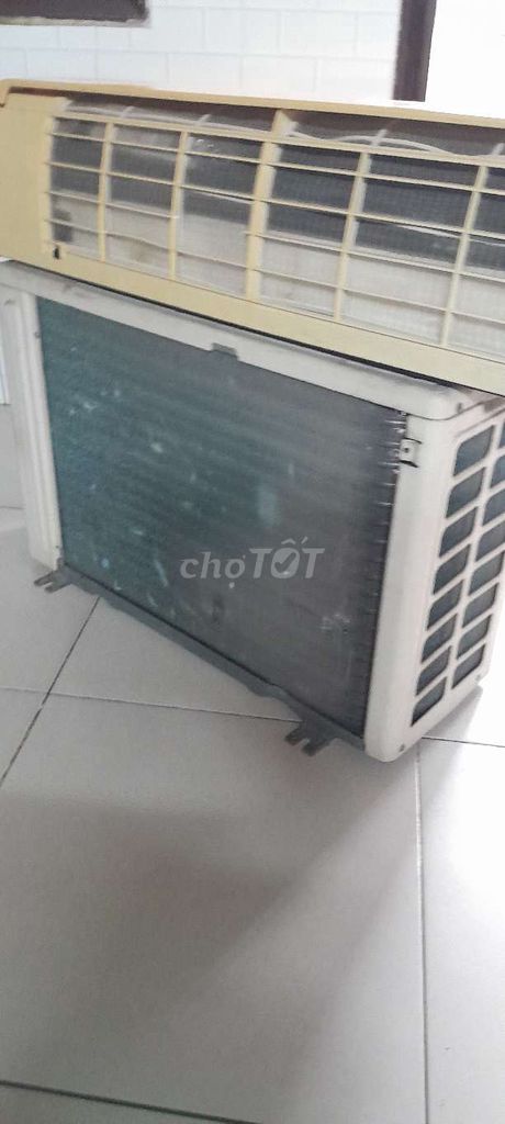 Máy điều hòa Sanyo Trắng, vàng kem. Mua bán Máy lạnh, điều hoà tại Quận Tân Phú Tp Hồ Chí Minh được đăng bởi A vũ hình 1