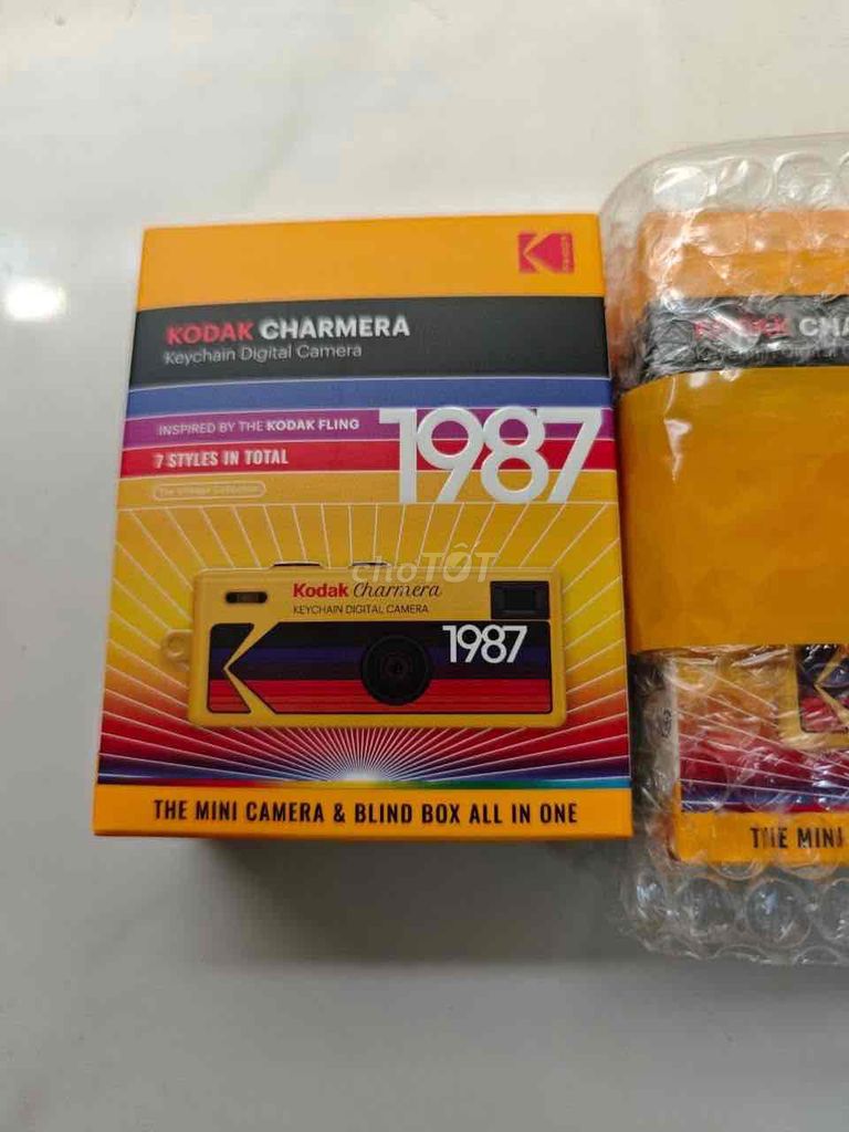 Máy ảnh Kodak Charmera new Blindbox. Mua bán Máy ảnh, Máy quay tại Thành phố Thủ Đức Tp Hồ Chí Minh được đăng bởi Bùi Thị Yến Nhi hình 1