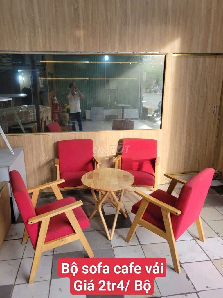 Bộ sofa cafe Vải Gỗ Đỏ Vàng. Mua bán Bàn ghế tại Thành phố Thủ Đức Tp Hồ Chí Minh được đăng bởi Phong Nội Thất Thanh Bình hình 1