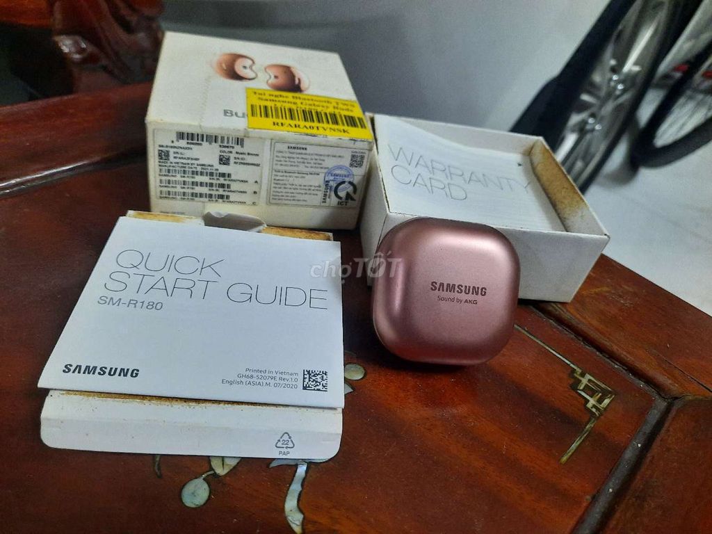 Tai nghe Bluetooth Samsung Galaxy Buds Live Đồng. Mua bán Tivi, Âm thanh tại Quận Bình Tân Tp Hồ Chí Minh được đăng bởi Nguyen van trinh  hình 1