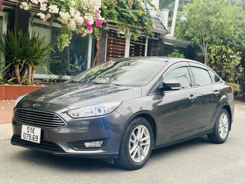 Ford Focus 2018 Titanium 1.5L - 46000 km. Mua bán Ô tô tại Quận Tân Phú Tp Hồ Chí Minh được đăng bởi Dũng sale ô tô hình 3