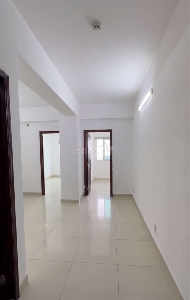 Bán căn hộ chung cư Thái Sơn giá 2 tỷ 050tr , sổ hồng riêng 