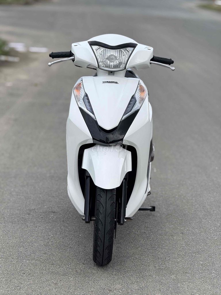 Lead 2016 biển 43 máy móc rin ngon chạy nhẹ tơn gi. Mua bán Xe máy tại Quận Liên Chiểu Đà Nẵng được đăng bởi Nhật Tình hình 3