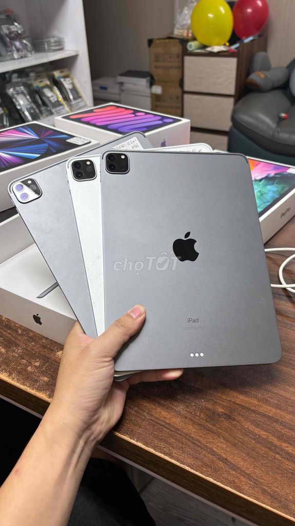 Mùng 1 big sale ipad zin nét. Mua bán Máy tính bảng tại Quận Hoàng Mai Hà Nội được đăng bởi Cảnh Hà  hình 1