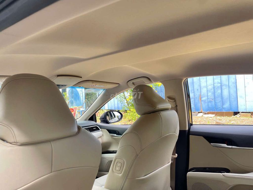 TOYOTA CAMRY 2.0G  31000 km. Mua bán Ô tô tại Thành phố Thủ Đức Tp Hồ Chí Minh được đăng bởi Ms Hiệp  hình 16