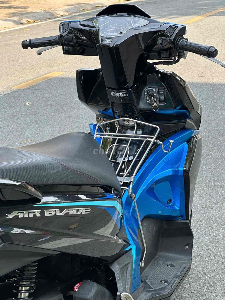 HONDA AIR BLADE - ĐỜI 2018 CHÍNH CHỦ GIÁ TỐT. Mua bán Xe máy tại Thị xã Tân Uyên Bình Dương được đăng bởi Hồ Hoàng Cảnh   hình 6