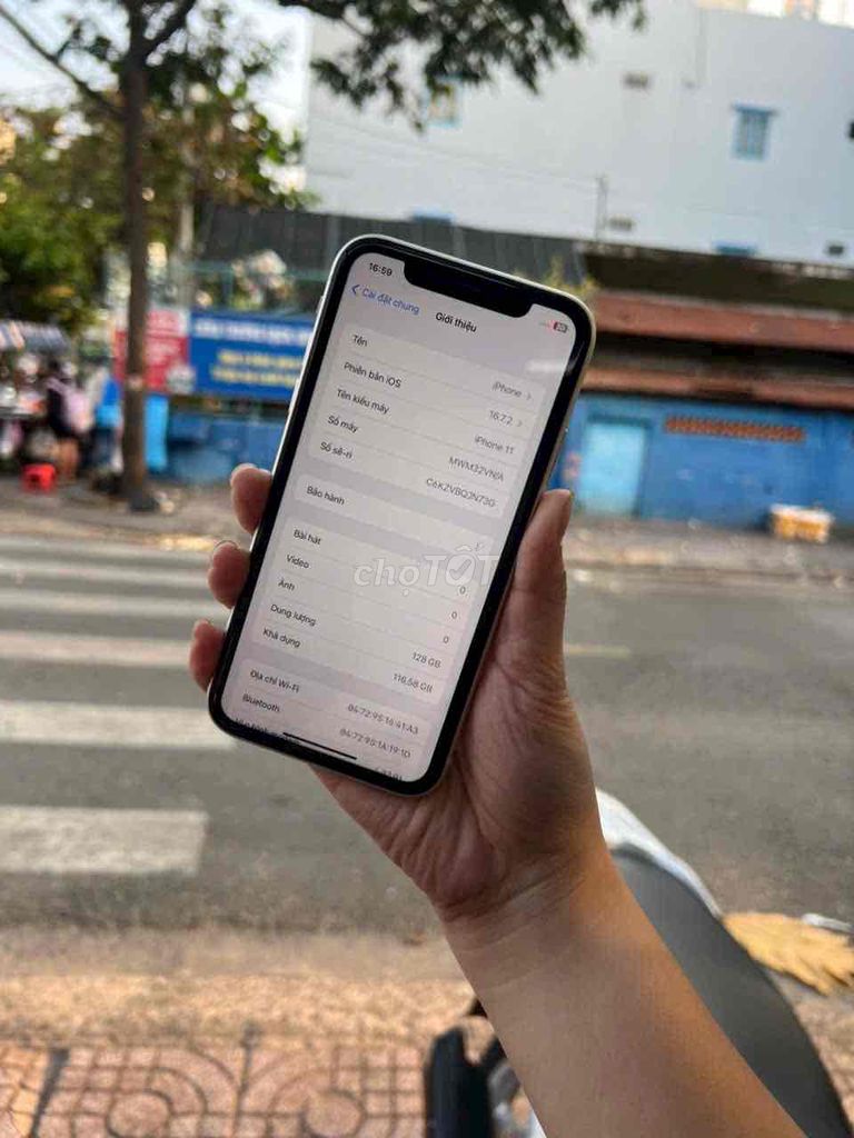 IPhone 11 128G trắng Việt Nam