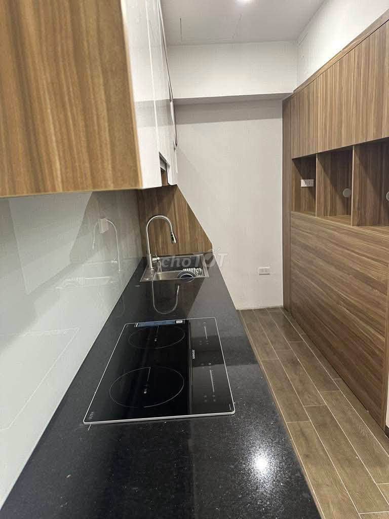 Дом в Там Тринь, Маи Донг, 45 м², 4 спальни, лифт, мебель