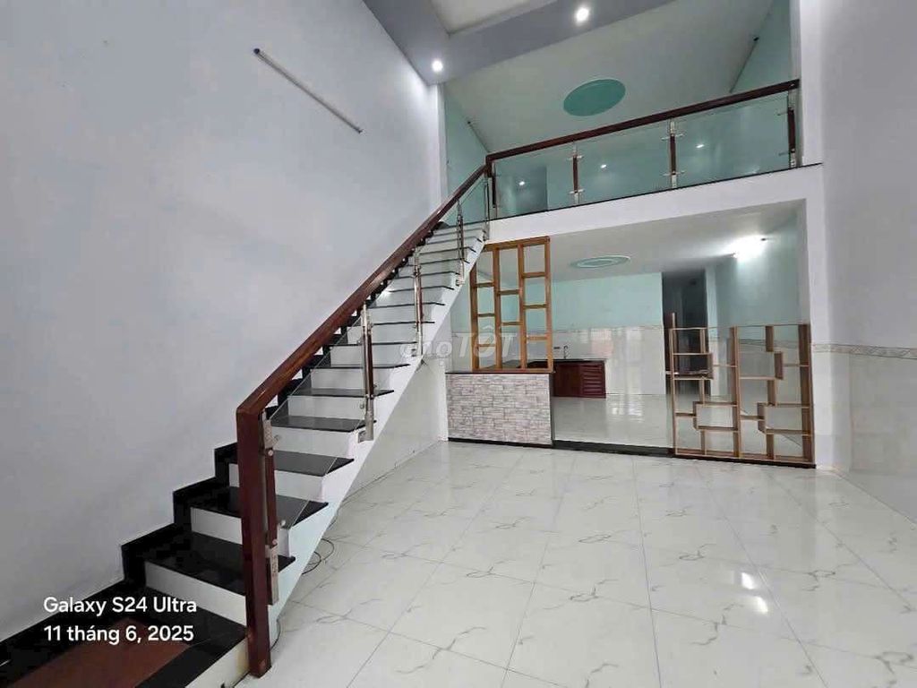 BÁN NHÀ 92,7M2 MỚI TINH LÁI THIÊU 73 SAU LƯNG UBND PHƯỜNG GẦN CHỢ LT