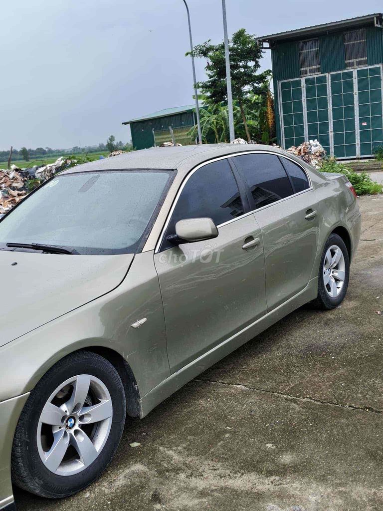 BMW 5 Series 2008 523i - lên phom 2018 đẹp. Mua bán Ô tô tại Huyện Đông Anh Hà Nội được đăng bởi Phạm Xuân Quý hình 4