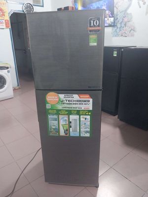 Thanh lý tủ lạnh Sharp Inverter. Mua bán Tủ lạnh tại Quận Tân Phú Tp Hồ Chí Minh được đăng bởi anh hạnh