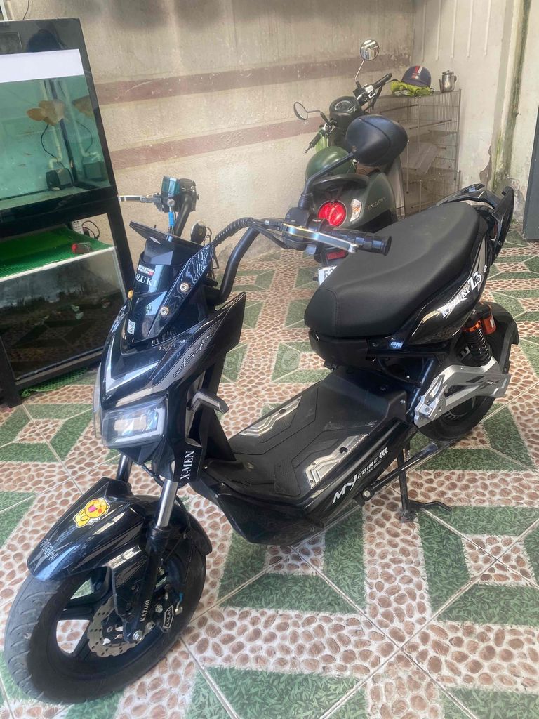 Xe máy điện Kazuki Z3 Đen. Mua bán Xe điện tại Huyện Hóc Môn Tp Hồ Chí Minh được đăng bởi Cuong Truong hình 4