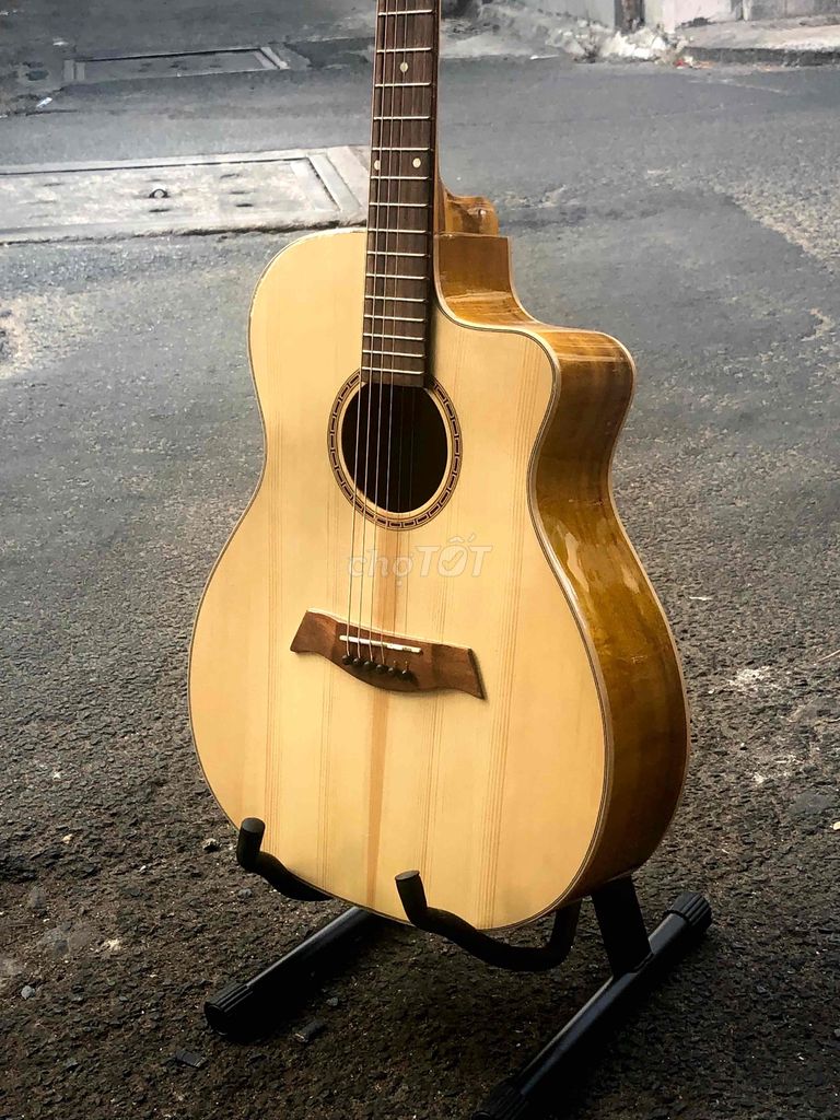 Đàn Guitar Acoustic gỗ KOA 2.xxx chỉ còn 1.xxx